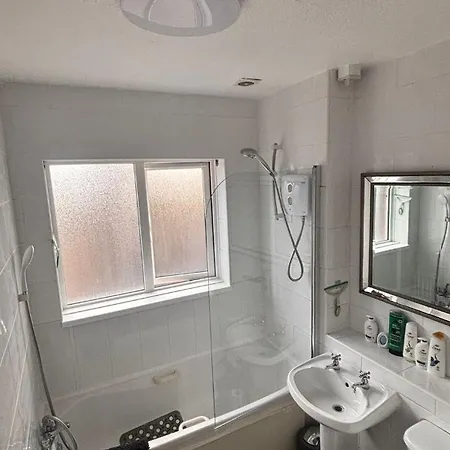 Cardinal Court , Wilton 3br Beside Cuh Hospital Holiday home Cork