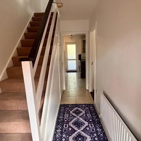 Ferienhaus Cardinal Court , Wilton 3br Beside Cuh Hospital *